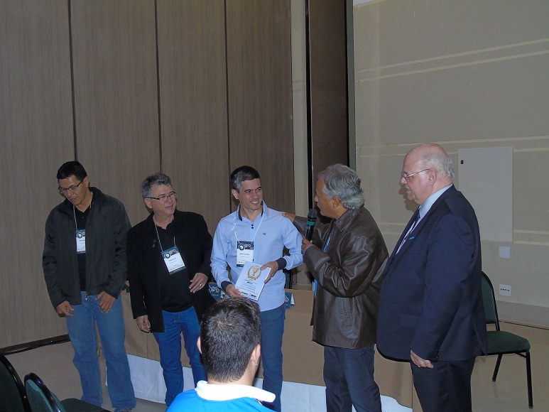 Os diretores da Mútua-TO, Cezar Batista, Itamar Xavier, o profissional premiado Marcus André, João Cruz e Paulo Guimarães